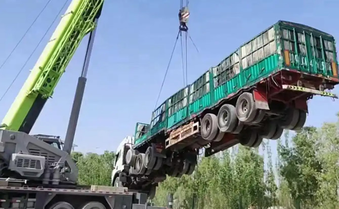 富锦道路脱困救援案例